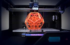 Stampanti 3D da tavolo o industriali aprino nuovi mercati per gli stampatori 